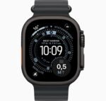 Apple Watch Ultra 3 GPS + Cellular, Boîtier en titane noir de 49 mm, Bracelet Océan noir